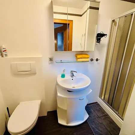 Haus Huber Apartman *