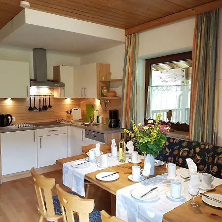 Haus Huber Апартаменты *